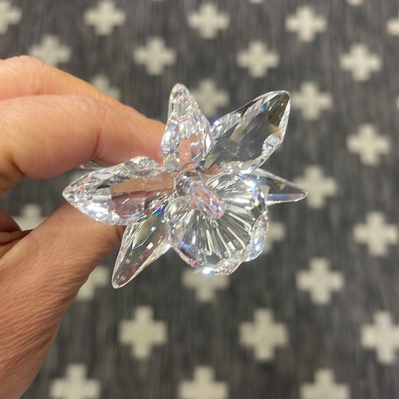 Swarovski Crystal Lilly Retired with Pink Center 3” No Box - Picture 6 of 6